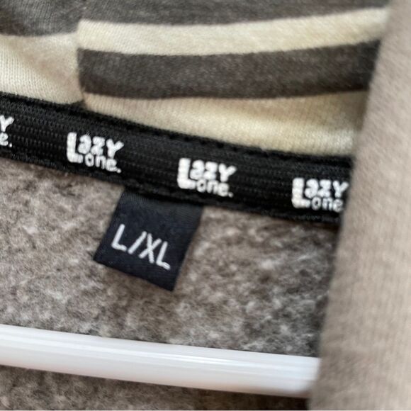 LAZY ONE HOODED SLEEP SHIRT IN GRAY - Picture 6 of 6